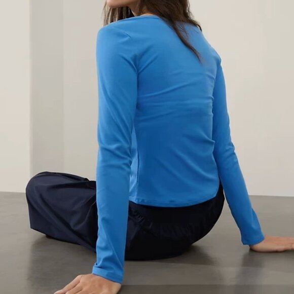 NWT Signature Rib Top - Picture 6 of 7